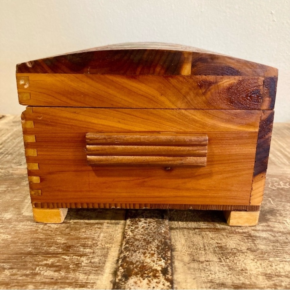 Scenic Carved Wood Box Document Box Glove Box Box Decorative Jewelry Box - Picture 7 of 16